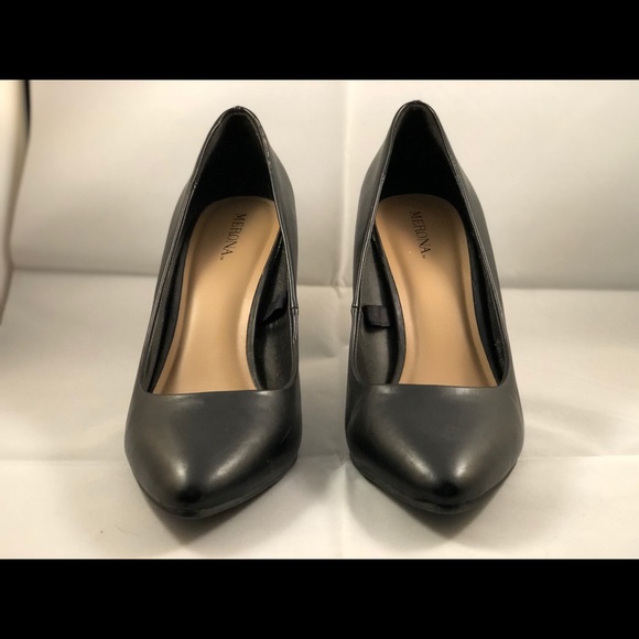 Classic black heels - Picture 2 of 7